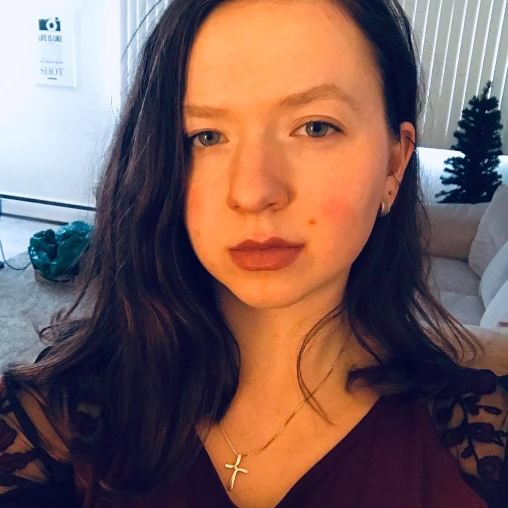 Meet your Posher, Hannah